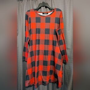 Women's Black and Red Plaid Long Sleeve dress. Sz. L